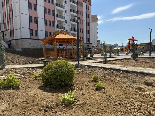 Çocuk oyun ve spor alanı
