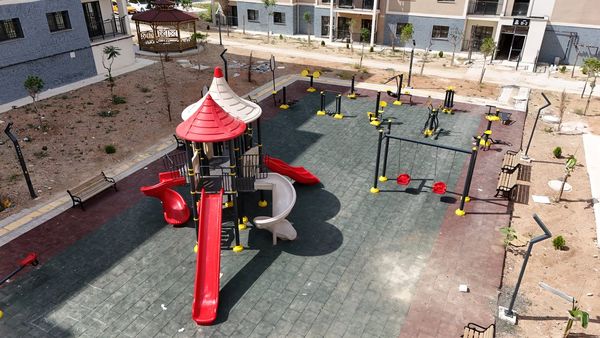 Çocuk oyun ve spor alanı