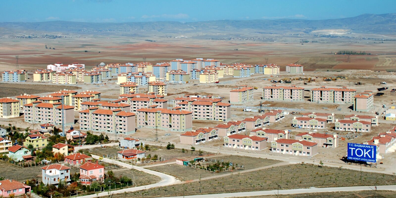 Eskişehir Tepebaşı Aşağısöğütönü konut bölgesi ve sosyal donatı yapıları